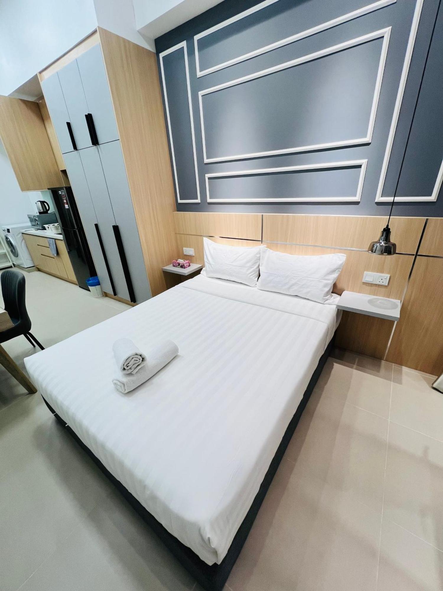 Colony Suites Klcc By Hibernate كوالالمبور المظهر الخارجي الصورة