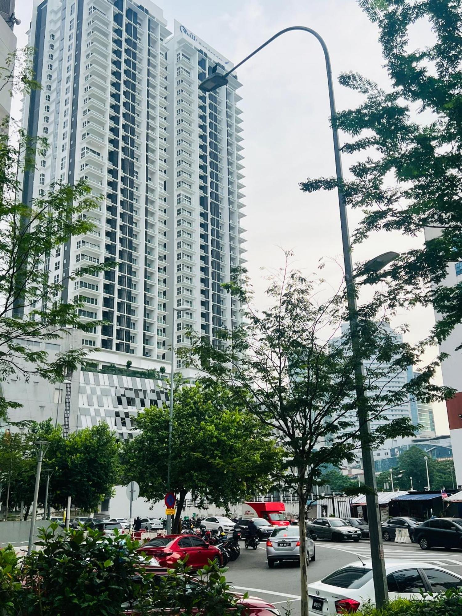 Colony Suites Klcc By Hibernate كوالالمبور المظهر الخارجي الصورة