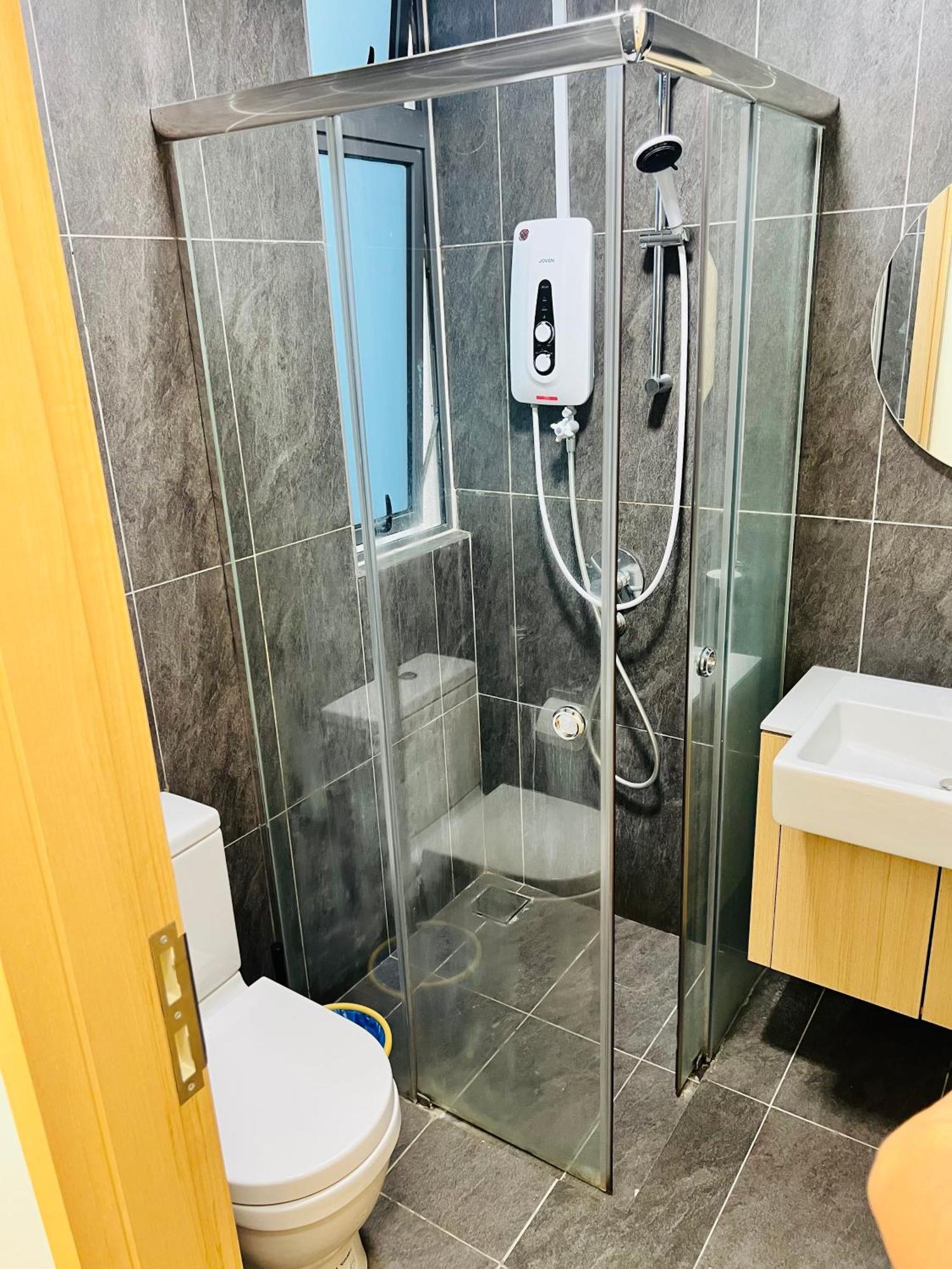 Colony Suites Klcc By Hibernate كوالالمبور المظهر الخارجي الصورة