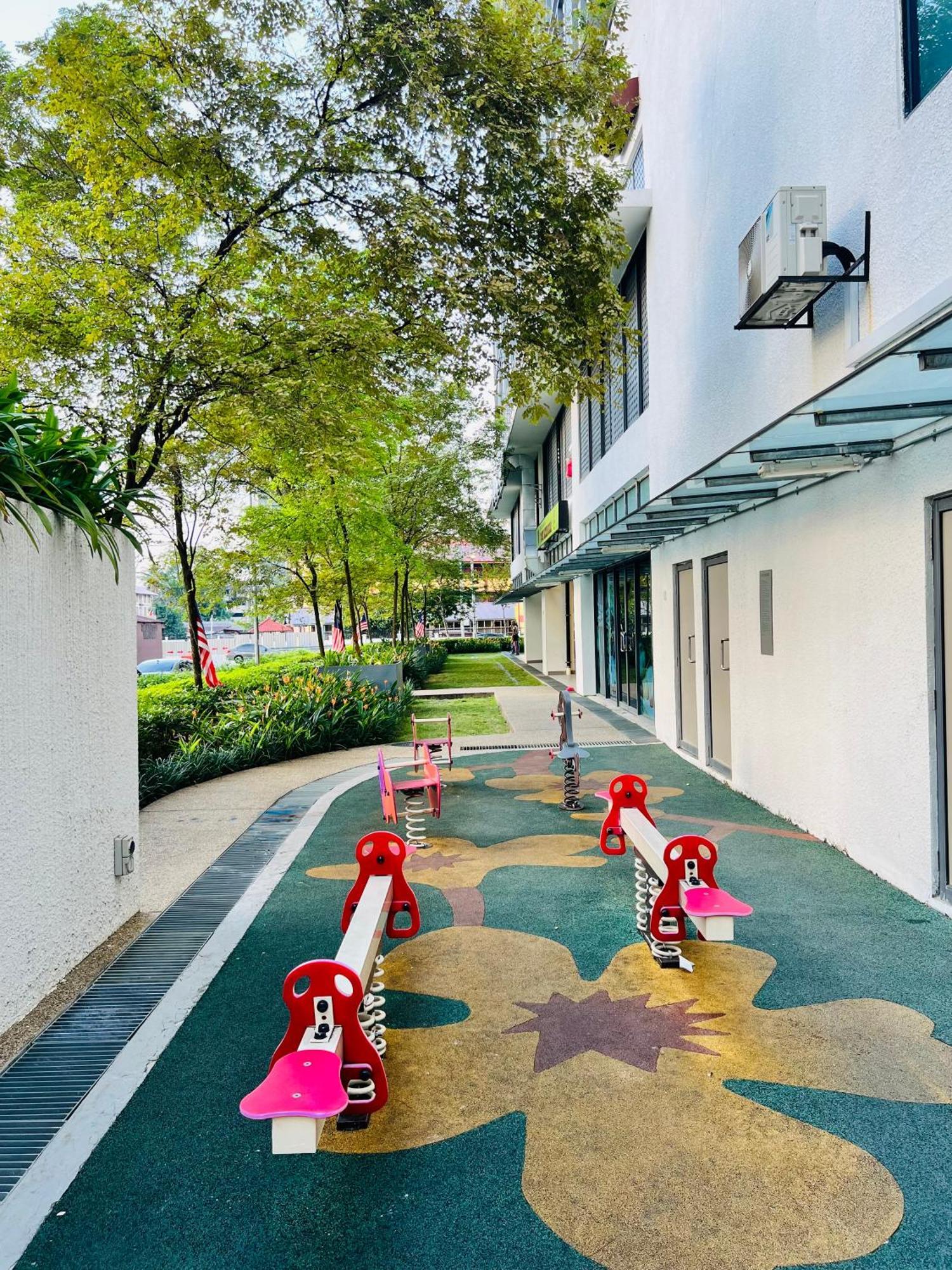 Colony Suites Klcc By Hibernate كوالالمبور المظهر الخارجي الصورة