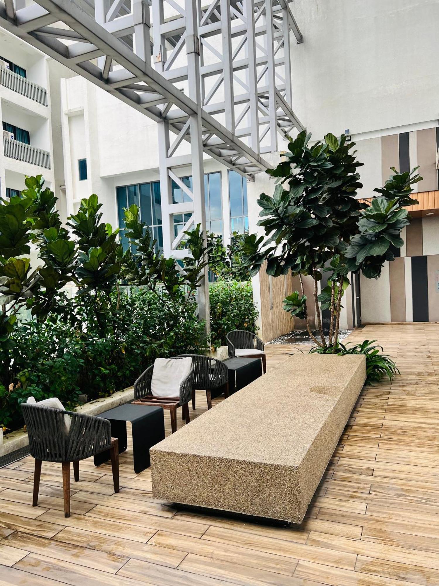 Colony Suites Klcc By Hibernate كوالالمبور المظهر الخارجي الصورة